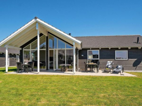 12 person holiday home in Hasselberg, Kappeln